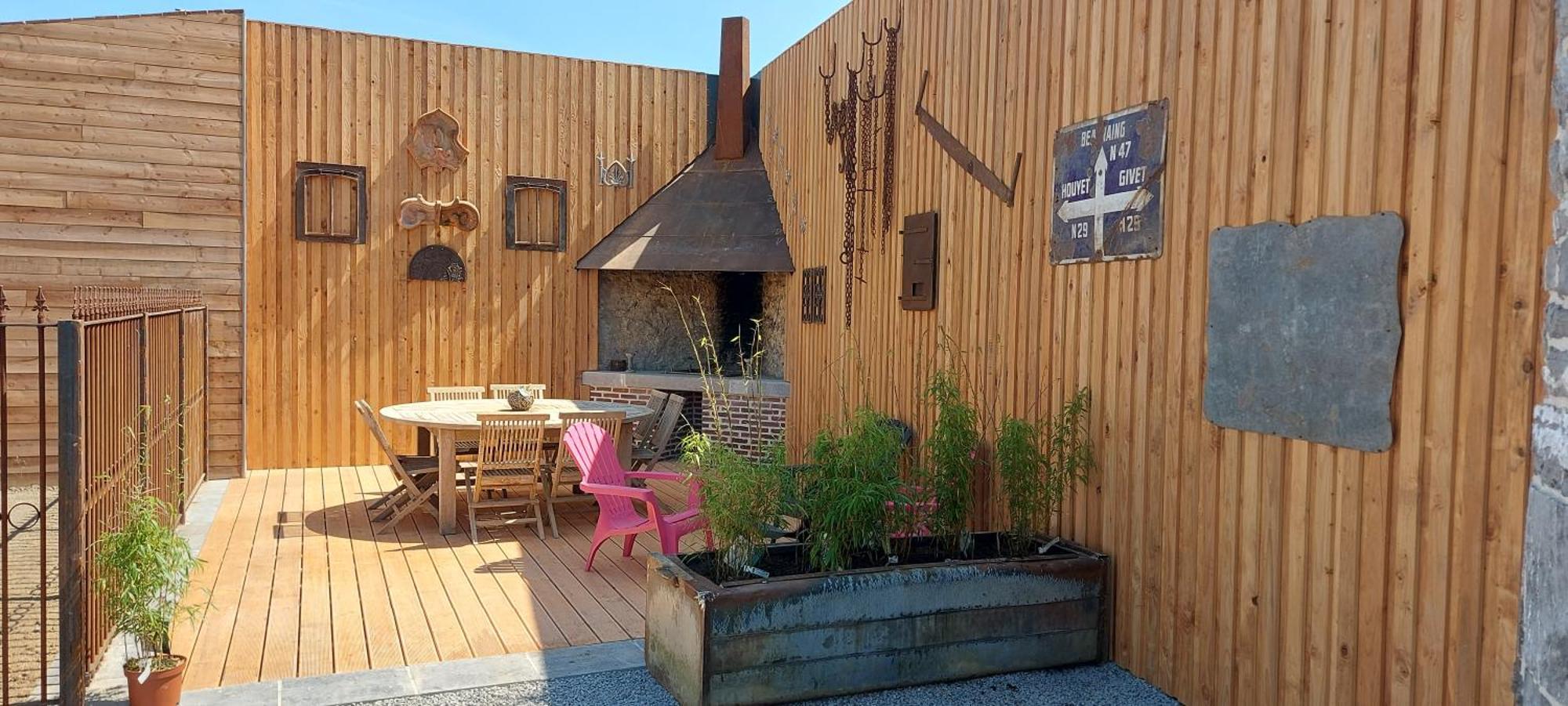 Appartement Style Industriel Avec Terrasse Givet Habitación foto